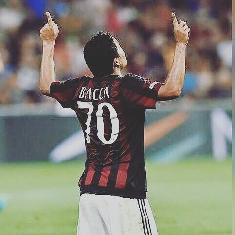 奇异果体育-巴卡18球保持米兰单赛季意甲进球纪录|AC米兰|拉斐尔-巴卡|意甲联赛|ac米兰|球员_新浪体育_新浪新闻